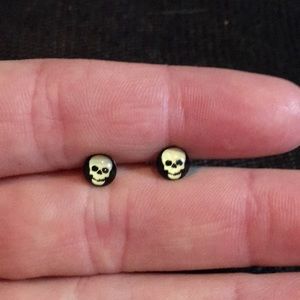 Skull Studs